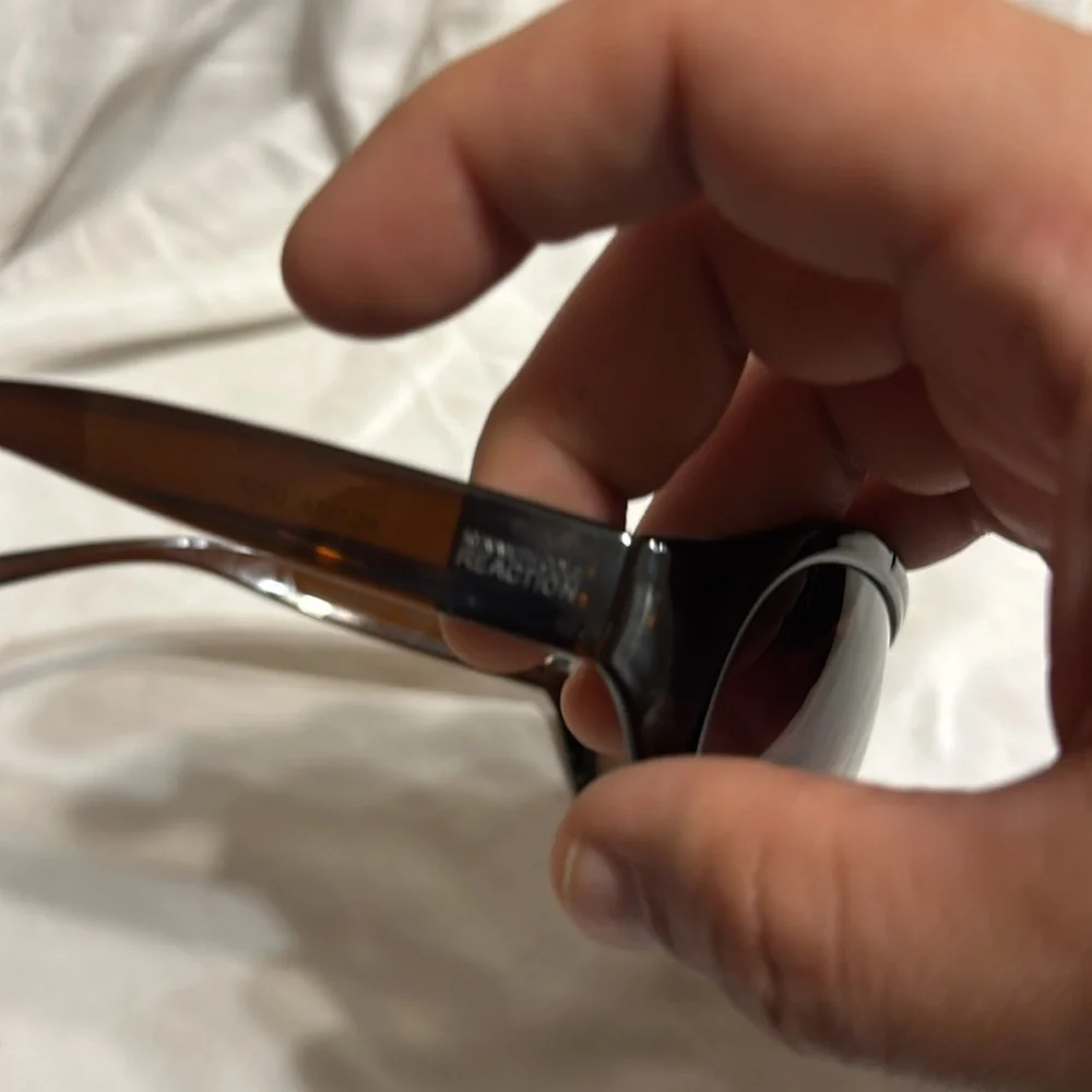 Kenneth Cole Round Sunglasses Brown